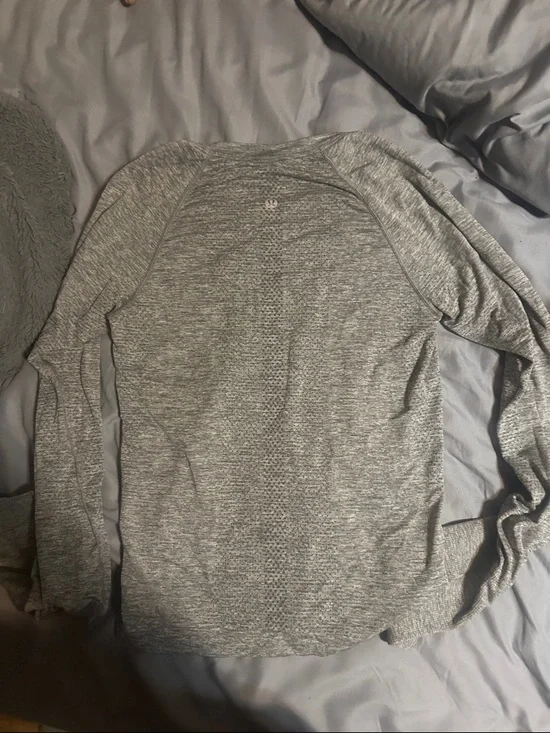 lululemon long sleeve swiftly - Picture 2 of 3
